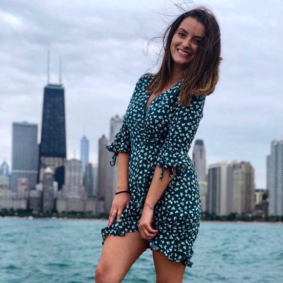 Meet your Posher, Paulla - Picture 1 of 1